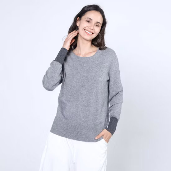Moda feminina em dois tons clássico redondo